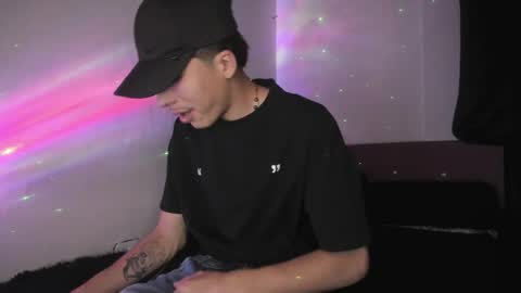 Snapshot of heellboy_ chatting on May 2026 04:07:01 AM heellboy_ online show from May 2026 04:07:01 AM