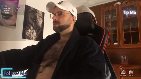 Fran online show from November 2025 08:03:02 AM