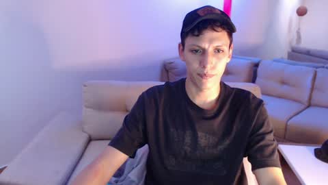 hefesto_69 online show from February 2025 10:23:02 PM