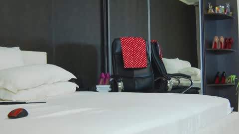 Helen online show from December 2024 06:02:02 AM