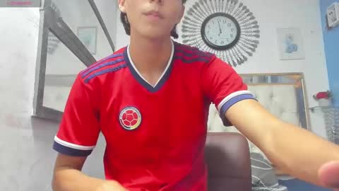 heiker_ online show from March 2025 10:24:01 PM