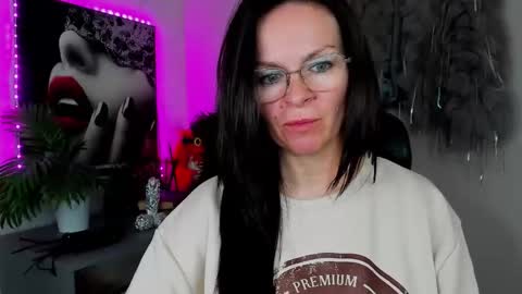 Helen online show from April 2026 03:06:01 PM