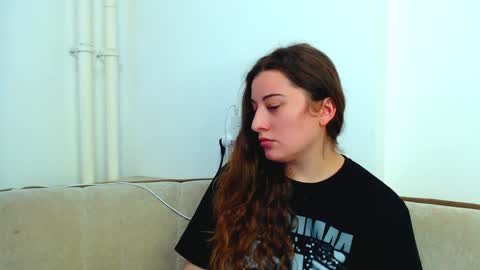 helen_adams_ online show from December 2024 11:01:01 AM