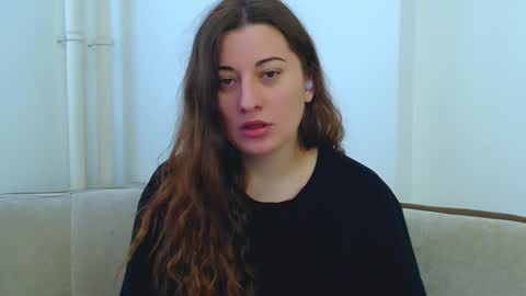 helen_adams_ online show from February 2025 09:00:02 AM