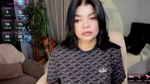 Snapshot of helen_miller chatting on July 2026 10:01:02 PM helen_miller online show from July 2026 10:01:02 PM