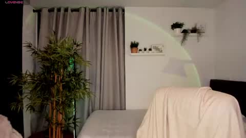 Snapshot of helen_miller chatting on July 2026 11:46:02 PM helen_miller online show from July 2026 11:46:02 PM