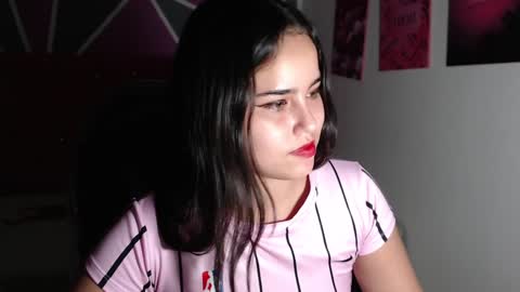 Snapshot of helen_russoo chatting on December 2024 10:04:02 PM Helen online show from December 2024 10:04:02 PM