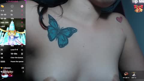 Snapshot of helen_russoo chatting on December 2024 09:08:02 PM Helen online show from December 2024 09:08:02 PM