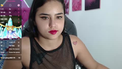 Snapshot of helen_russoo chatting on January 2025 08:48:02 PM Helen online show from January 2025 08:48:02 PM