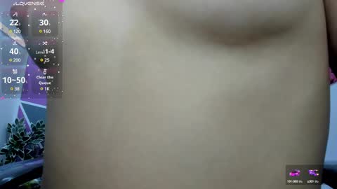 Snapshot of helen_russoo chatting on February 2025 09:04:02 PM Helen online show from February 2025 09:04:02 PM