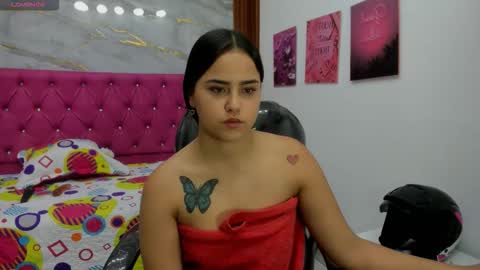 Snapshot of helen_russoo chatting on January 2026 06:21:02 PM Helen online show from January 2026 06:21:02 PM