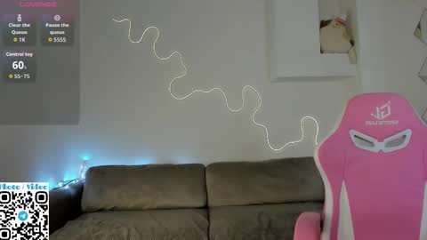 helen_spark online show from October 2025 02:03:02 AM