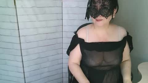 Snapshot of helen_xi chatting on December 2025 05:13:01 AM Helen online show from December 2025 05:13:01 AM