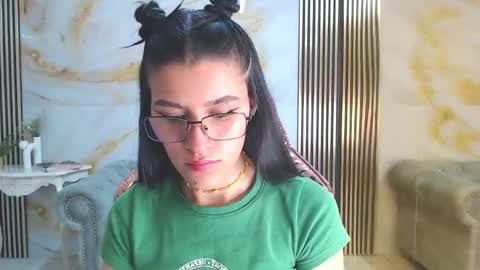 helena1_s online show from September 2025 08:24:01 PM
