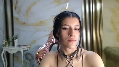 helena1_s online show from October 2025 08:06:02 PM