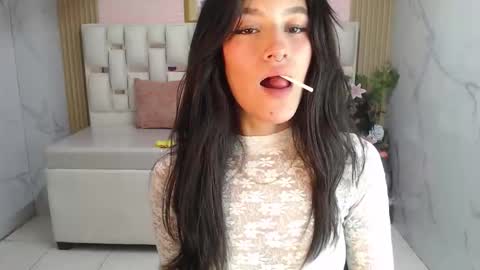 helena1_s online show from October 2025 08:44:01 PM