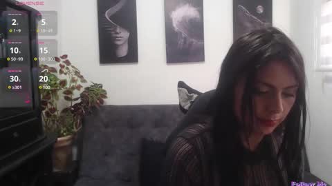 Snapshot of helena_olivet chatting on September 2025 11:10:01 AM HELENA online show from September 2025 11:10:01 AM