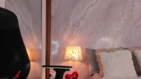 Helena Santos  online show from March 2026 11:17:02 AM