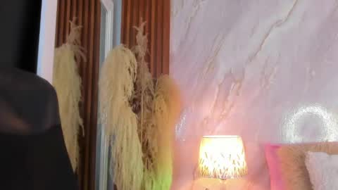 Helena Santos  online show from May 2026 12:35:01 PM