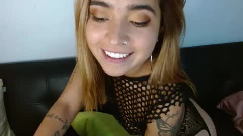 Snapshot of helenacyruss666 chatting on March 2025 10:09:02 PM Only 18 cyrus online show from March 2025 10:09:02 PM