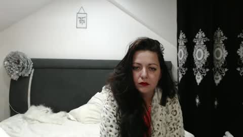 helenhh online show from January 2025 10:48:02 AM