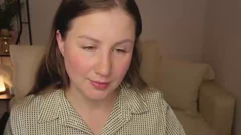 Snapshot of helens_lov chatting on July 2026 02:25:02 AM Helen online show from July 2026 02:25:02 AM