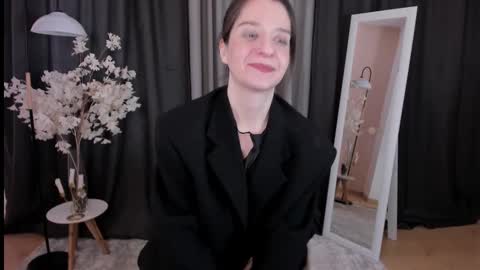 Helen online show from March 2025 05:13:01 AM