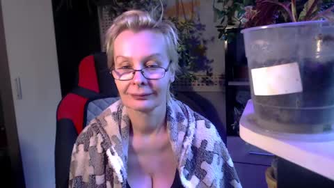 Helga online show from May 2026 04:41:01 AM