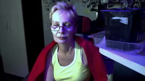Helga online show from July 2026 10:03:01 PM