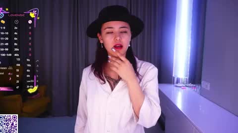 Aurora online show from March 2026 08:43:01 PM