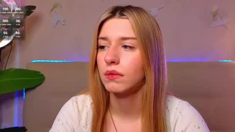 Snapshot of helgasimmons chatting on December 2025 08:08:01 AM Bonnie3 online show from December 2025 08:08:01 AM