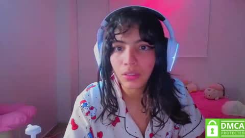Snapshot of helia_n_amy chatting on March 2026 06:41:03 AM Helia Transfem and Amy online show from March 2026 06:41:03 AM