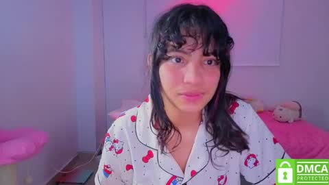 Snapshot of helia_n_amy chatting on March 2026 08:26:33 AM Helia Transfem and Amy online show from March 2026 08:26:33 AM