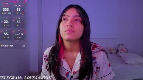 Snapshot of helia_n_amy chatting on April 2026 07:15:02 AM Helia Transfem and Amy online show from April 2026 07:15:02 AM