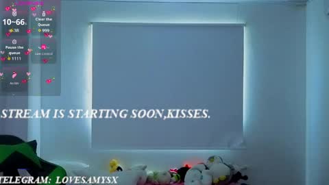 Snapshot of helia_n_amy chatting on May 2026 01:19:01 PM Helia Transfem and Amy online show from May 2026 01:19:01 PM