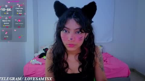 Snapshot of helia_n_amy chatting on May 2026 02:18:01 AM Helia Transfem and Amy online show from May 2026 02:18:01 AM