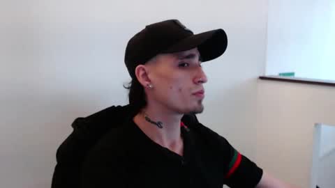 Snapshot of hell_boy66 chatting on February 2026 10:19:02 PM Eros online show from February 2026 10:19:02 PM