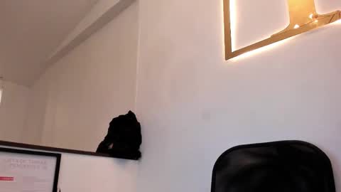 Snapshot of hell_boy66 chatting on May 2026 08:43:02 AM Eros online show from May 2026 08:43:02 AM