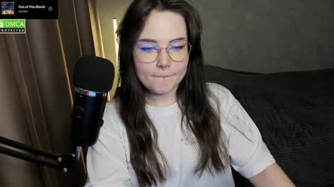 Red online show from January 2025 09:57:01 PM