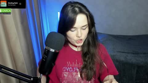 Red online show from January 2025 09:16:01 PM