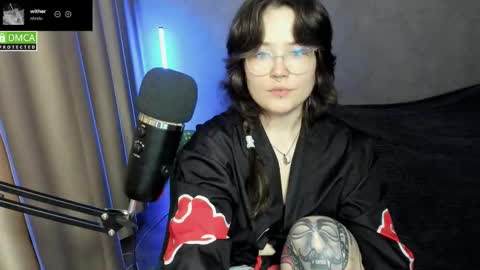 Red online show from November 2025 06:52:02 PM