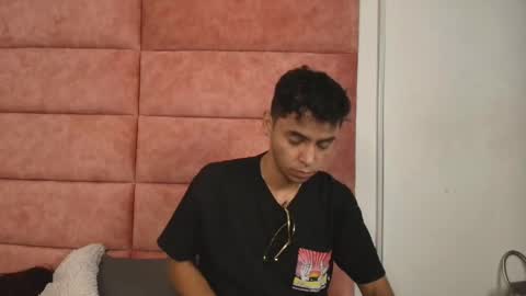 Snapshot of hellanddante_ chatting on October 2025 11:16:01 PM H E L L AND D A N T E online show from October 2025 11:16:01 PM