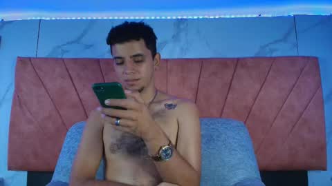 Snapshot of hellanddante_ chatting on December 2025 04:10:01 AM H E L L AND D A N T E online show from December 2025 04:10:01 AM