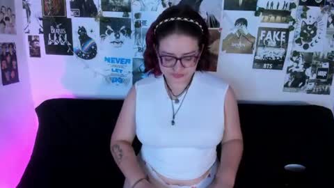 hellen online show from June 2026 04:43:02 AM