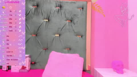 Snapshot of hellen__4master chatting on January 2025 02:19:01 PM Hellen online show from January 2025 02:19:01 PM