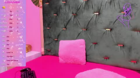 Snapshot of hellen__4master chatting on January 2025 11:11:02 AM Hellen online show from January 2025 11:11:02 AM