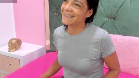 Snapshot of hellen__4master chatting on February 2025 11:39:02 AM Hellen online show from February 2025 11:39:02 AM