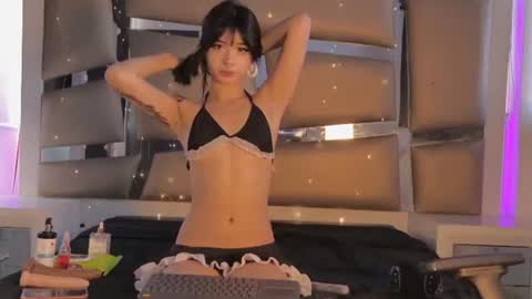 Snapshot of hellen__smith_ chatting on July 2026 02:14:02 PM hellen__smith_ online show from July 2026 02:14:02 PM