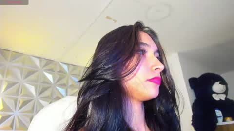 Hellen online show from April 2026 05:30:01 PM