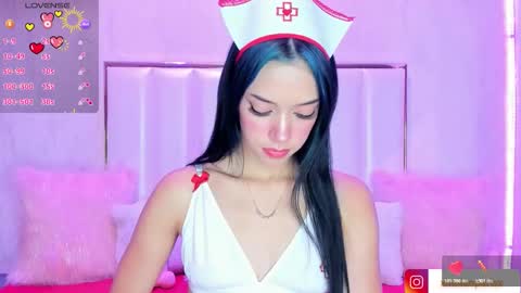 Snapshot of hellenparis1 chatting on November 2025 06:13:01 AM Hellen Paris online show from November 2025 06:13:01 AM